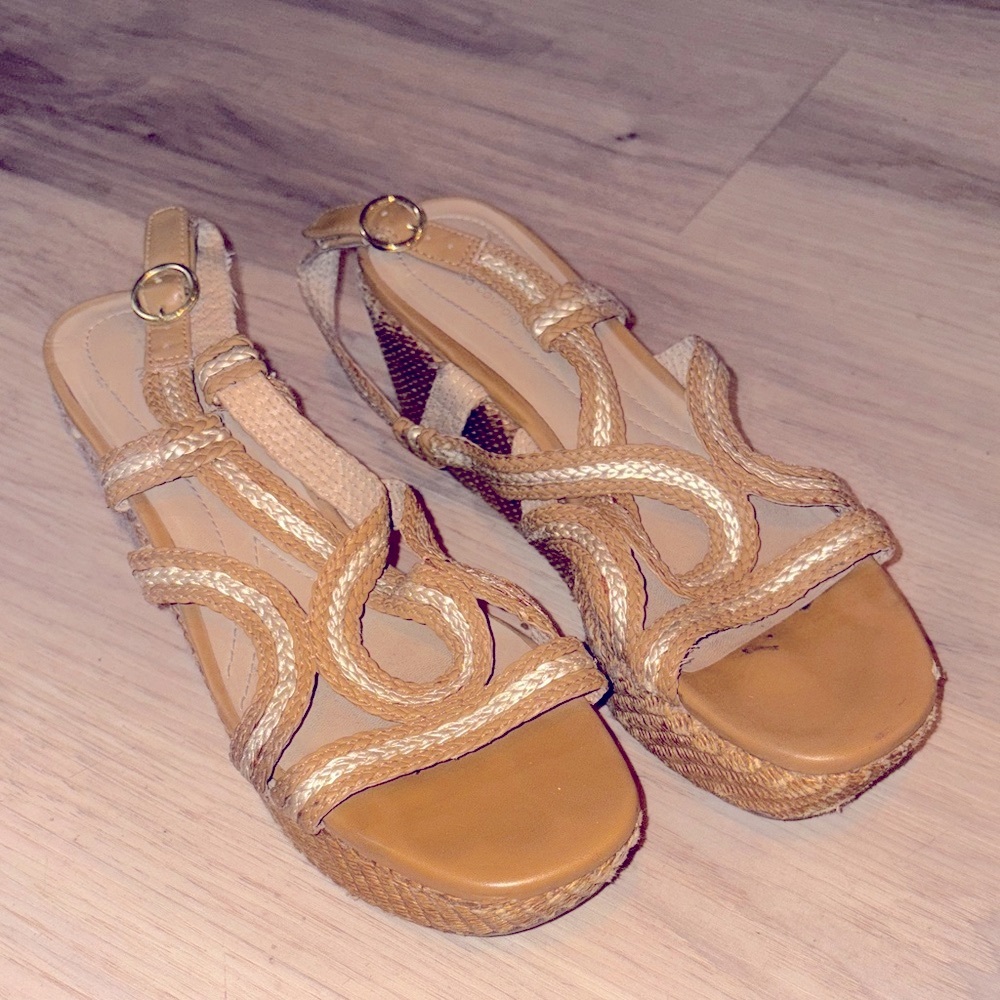 Naturalizer Gold Braided platform Sandals size 8 rattan
